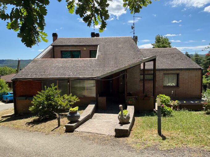 Villa in Vendita a Monghidoro